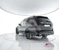 2025 BMW X7