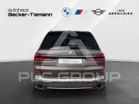 2025 BMW X7