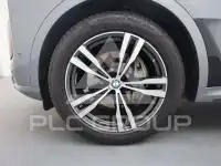 2025 BMW X7
