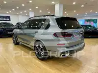 2025 BMW X7