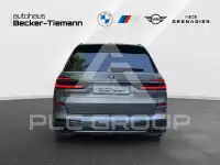 2025 BMW X7