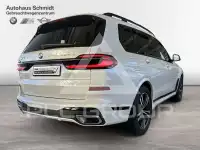 2025 BMW X7