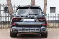 2025 BMW X7