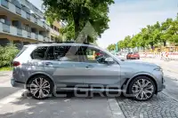 2025 BMW X7