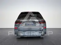 2025 BMW X7