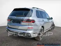 2025 BMW X7