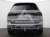 2025 BMW X7