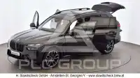 2025 BMW X7