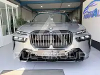 2025 BMW X7