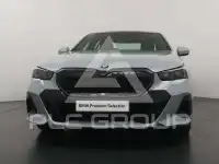 2025 BMW 520