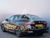 2025 BMW 520