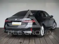 2025 BMW 520