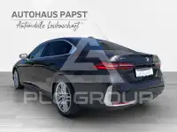 2025 BMW 520
