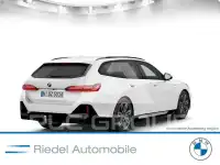 2025 BMW 520