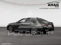 2025 BMW 520