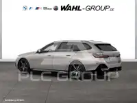 2025 BMW 520