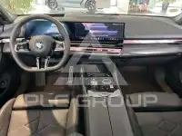 2025 BMW 520