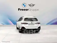 2025 BMW 520