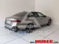 2025 BMW 520