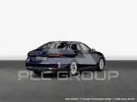 2025 BMW 520