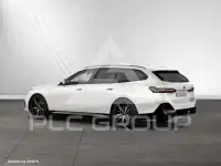 2025 BMW 520