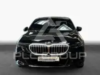 2025 BMW 520