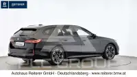 2025 BMW 520