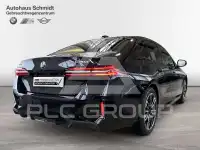 2025 BMW 520