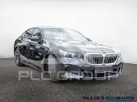 2025 BMW 520