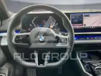 2025 BMW 520