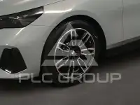 2025 BMW 520