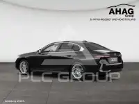 2025 BMW 520