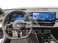 2025 BMW 520