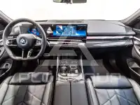 2025 BMW 520