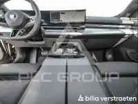 2025 BMW 520