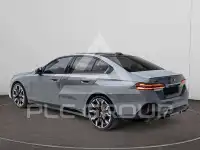 2025 BMW 520