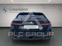 2025 BMW 520