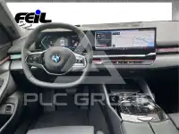 2025 BMW 520