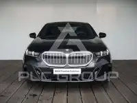 2025 BMW 520
