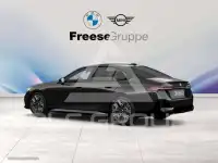 2025 BMW 520