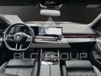 2025 BMW 520