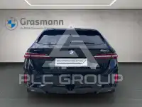 2025 BMW 520