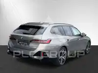 2025 BMW 520