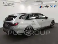 2025 BMW 520