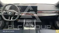 2025 BMW 520