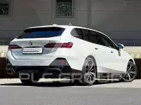 2025 BMW 520