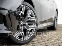 2025 BMW 520