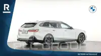 2025 BMW 520