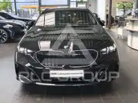2025 BMW 520