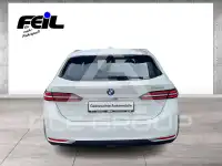2025 BMW 520